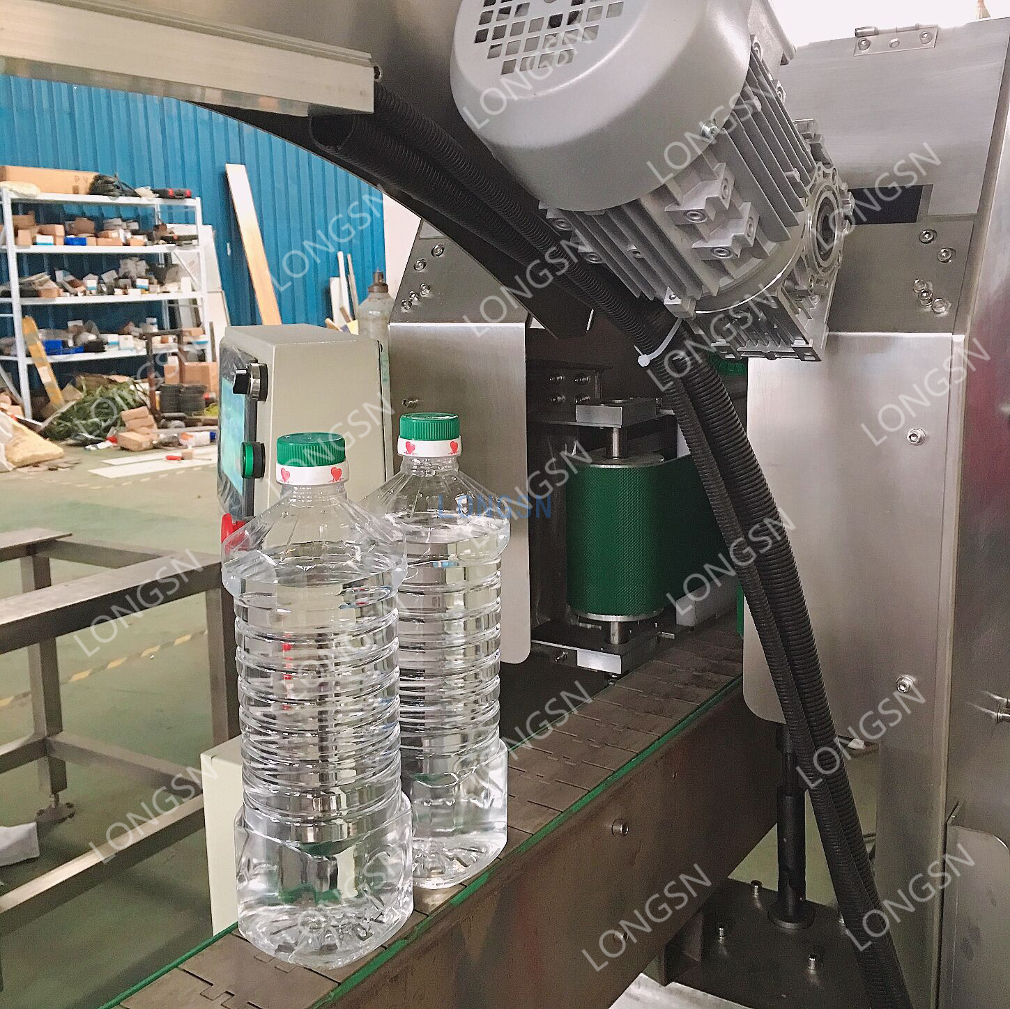 Автоматическая высокоскоростная машина для прессования аппликатора кольца ручки горлышка бутылки масла воды ПЭТ